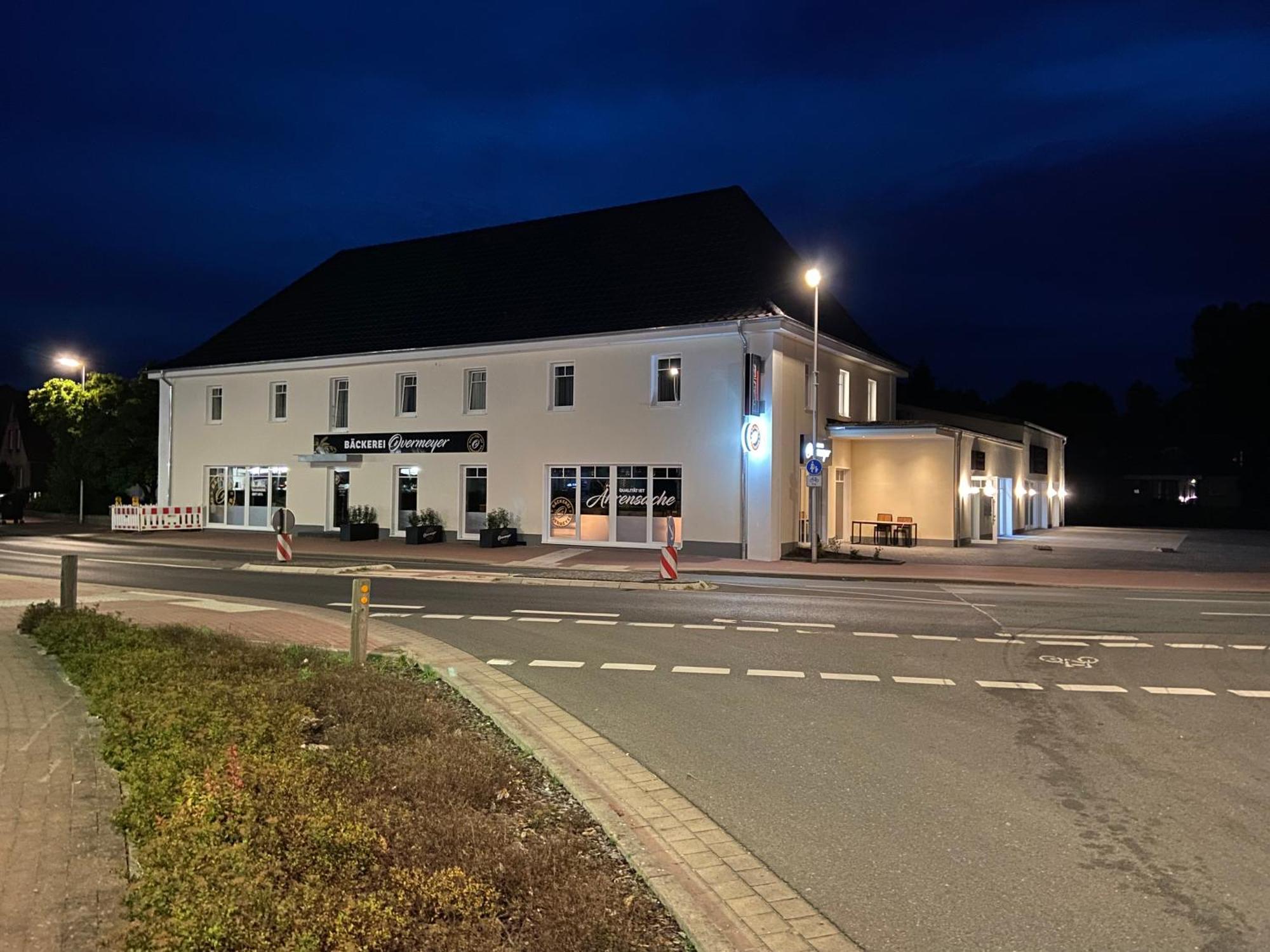 Central Hotel Wagenfeld 外观 照片